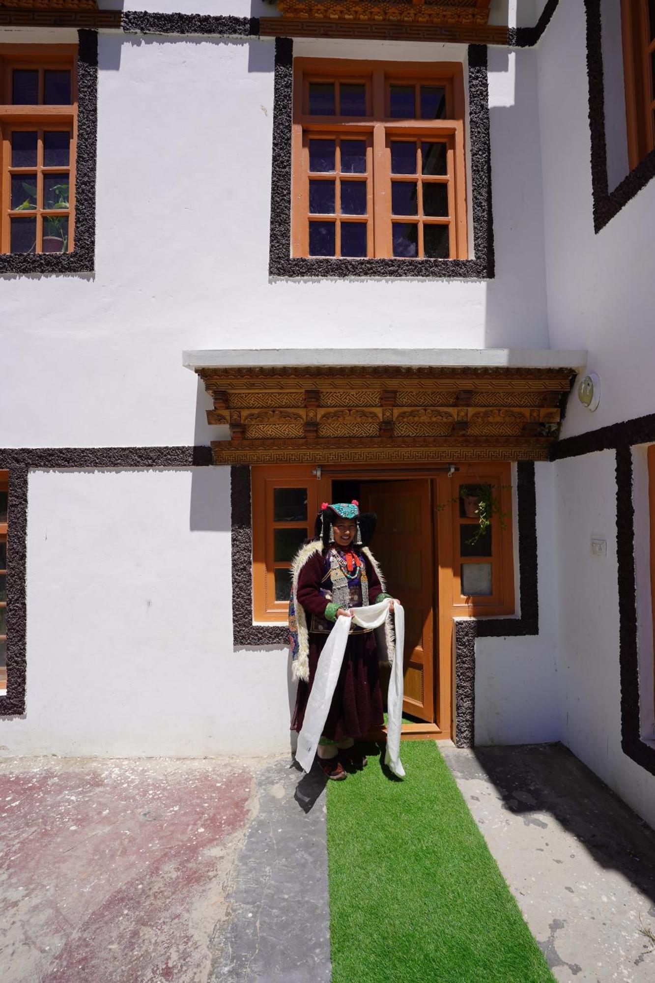 Guru View Home Stay Padam Eksteriør billede
